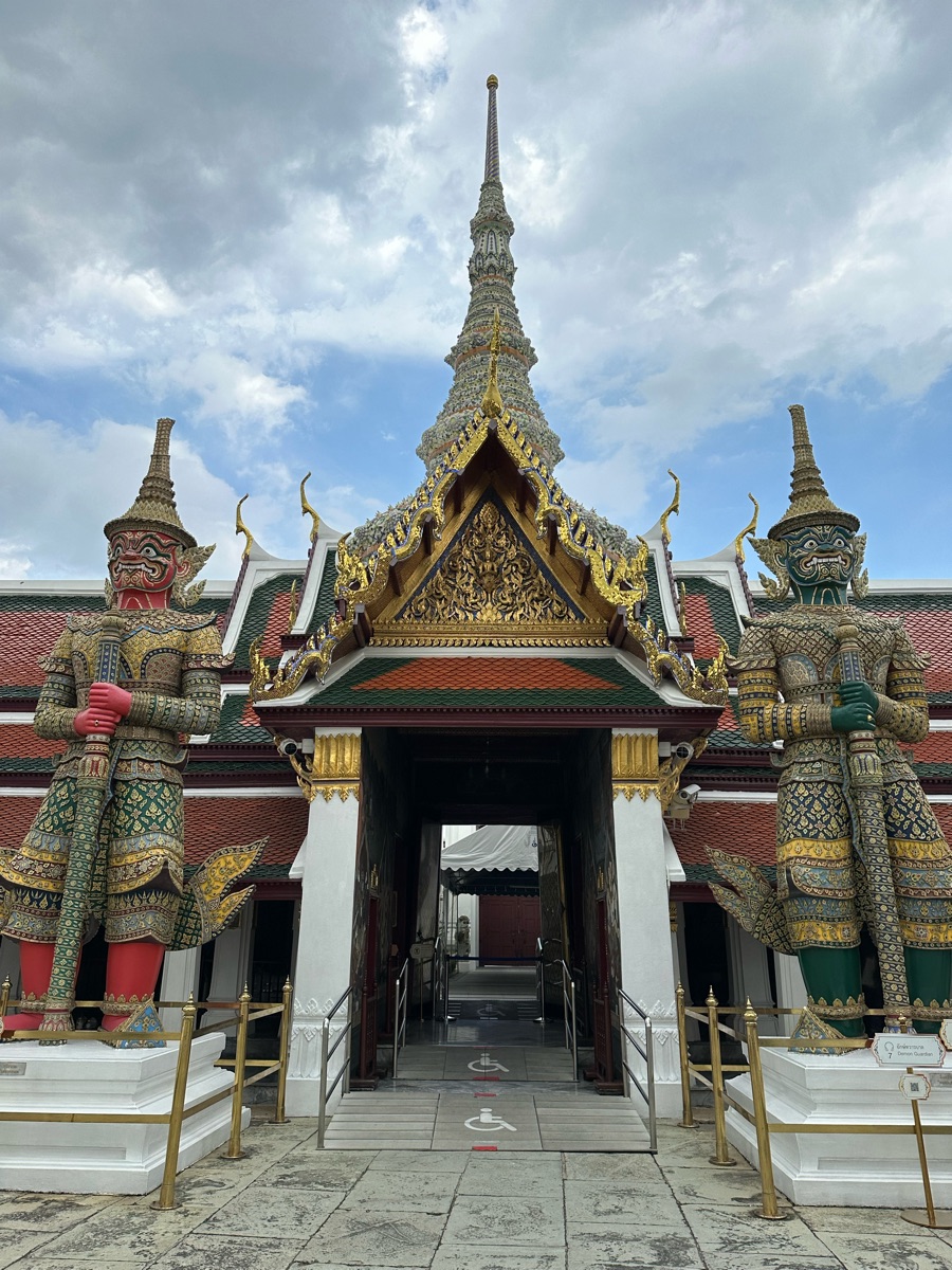 玉佛寺 (Wat Phra Kaeo) | 去趣 chicTrip