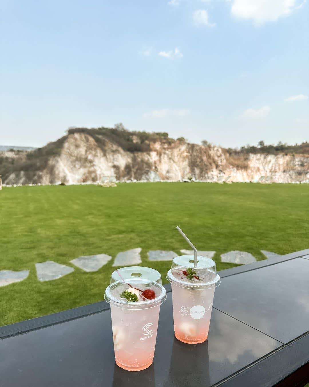 LOF LAND | 去趣 chicTrip