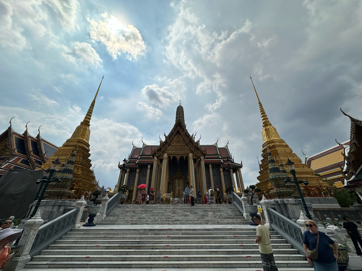 玉佛寺 (Wat Phra Kaeo) | 去趣 chicTrip