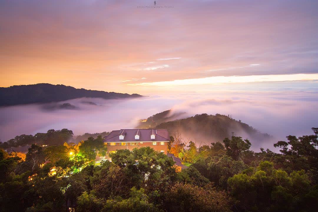 雲洞山莊-苗栗三義雲海景觀民宿 客家美食 餐廳 人氣景觀咖啡 團體包棟推薦