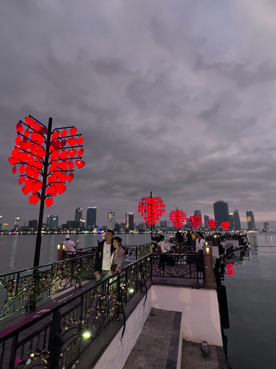 峴港情人橋 | 去趣 chicTrip