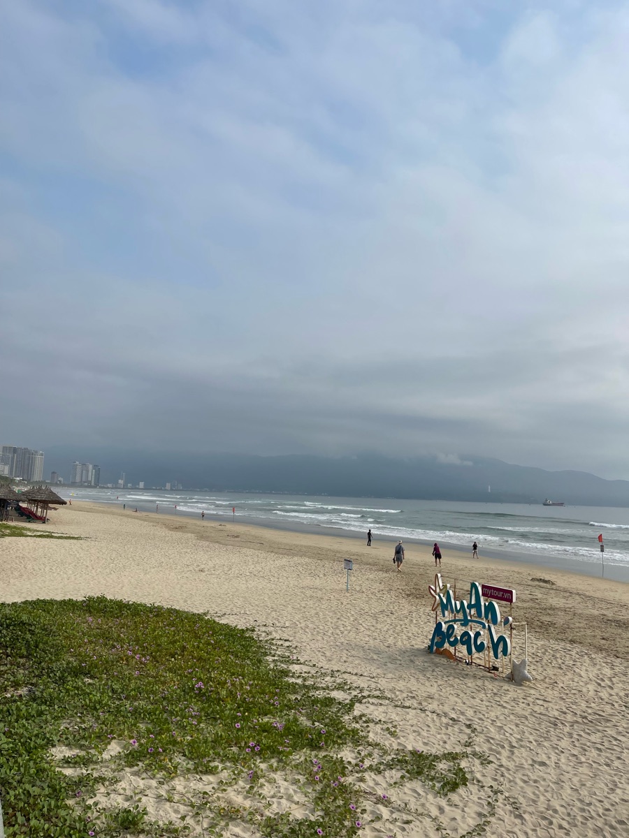 美溪沙灘 (My Khe Beach) | 去趣 chicTrip