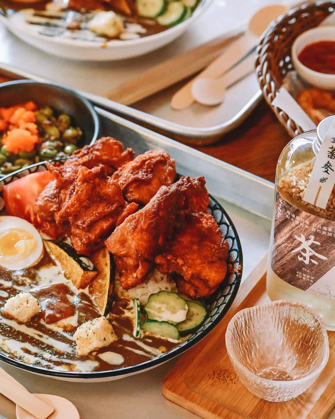 山上山下咖哩-桃米總店 | 去趣 chicTrip
