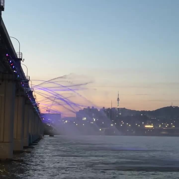 盤浦大橋月光彩虹噴泉 | 去趣 chicTrip