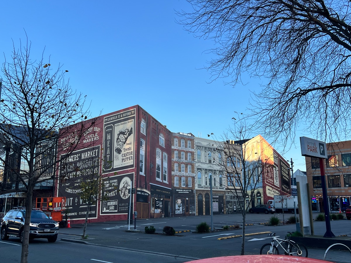 Riverside Market | 去趣 chicTrip