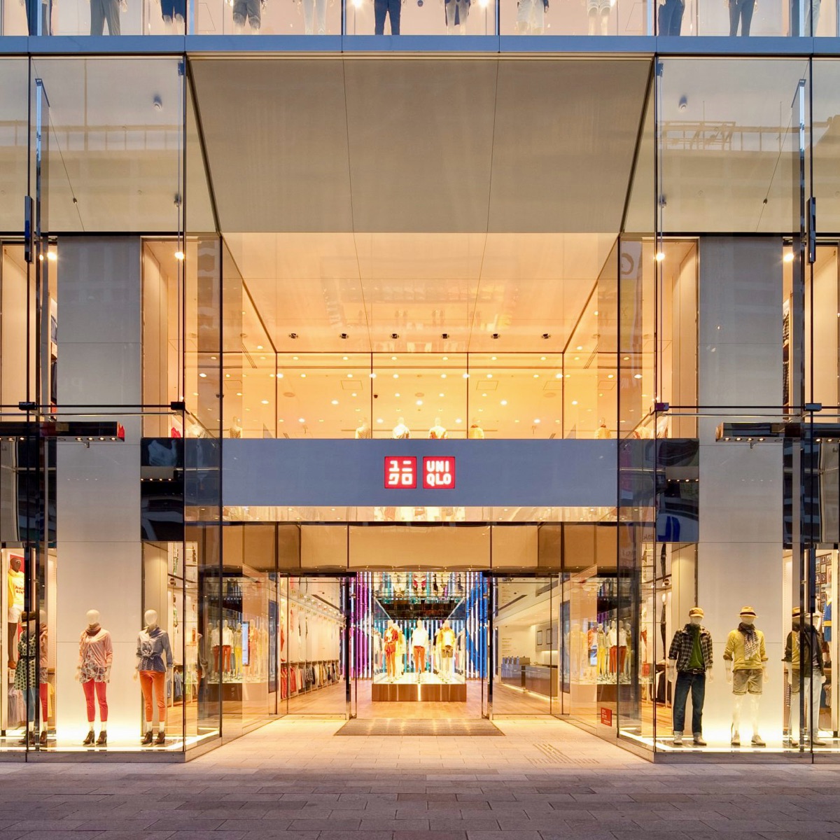 Uniqlo Ginza Flagship Store | 去趣 chicTrip