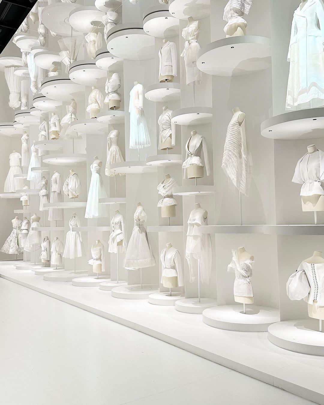 東京都現代美術館