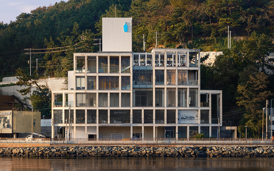 Blue Bottle Busan Millak Cafe | 去趣 chicTrip