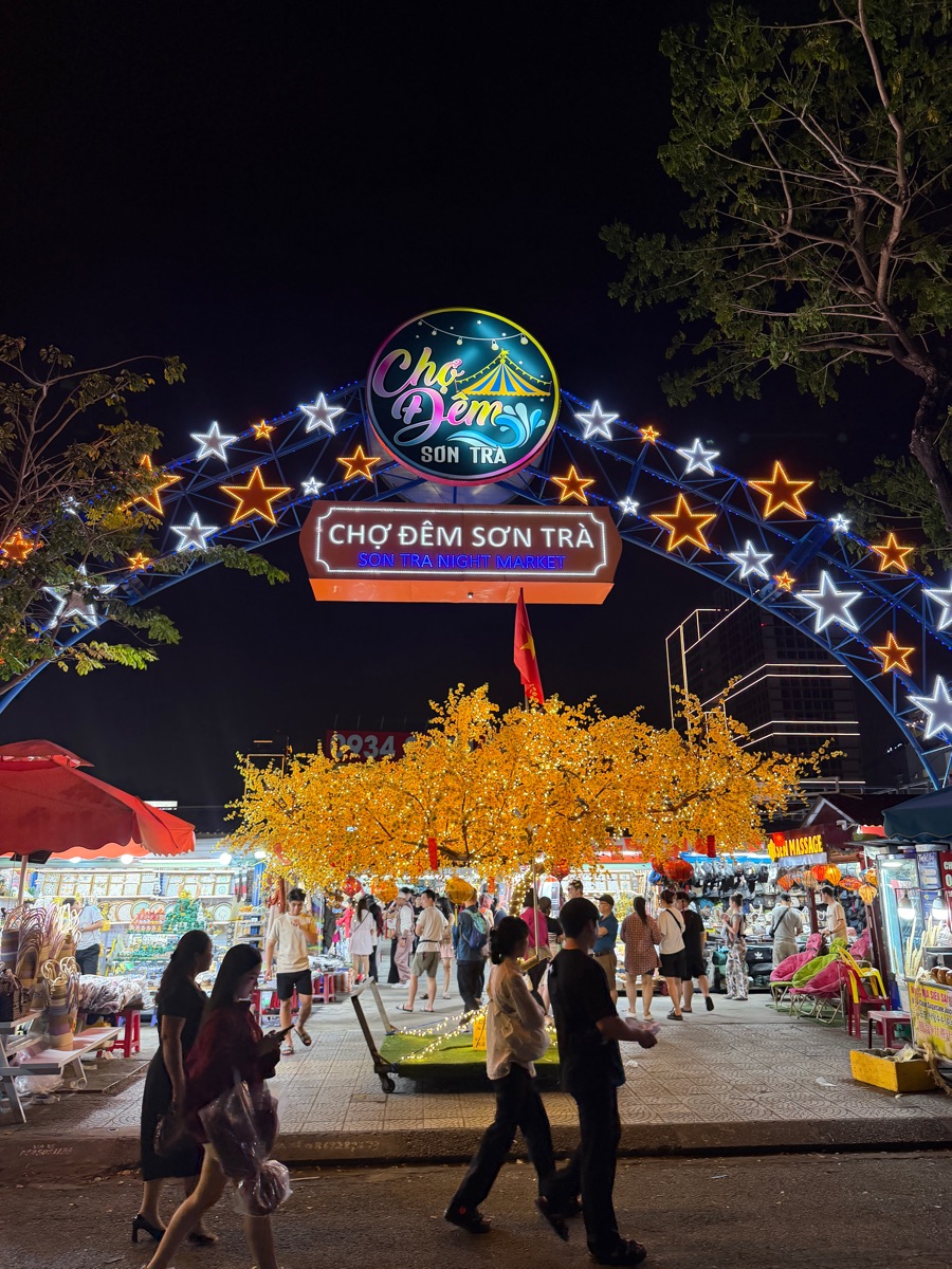 Son Tra Night Market 山茶夜市 BBQ(BARBECUE) | 去趣 chicTrip