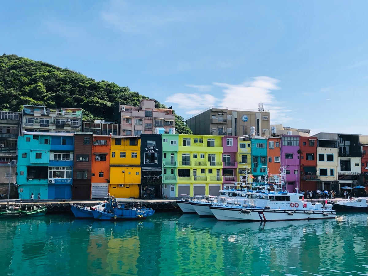 正濱漁港彩色街屋 | 去趣 chicTrip