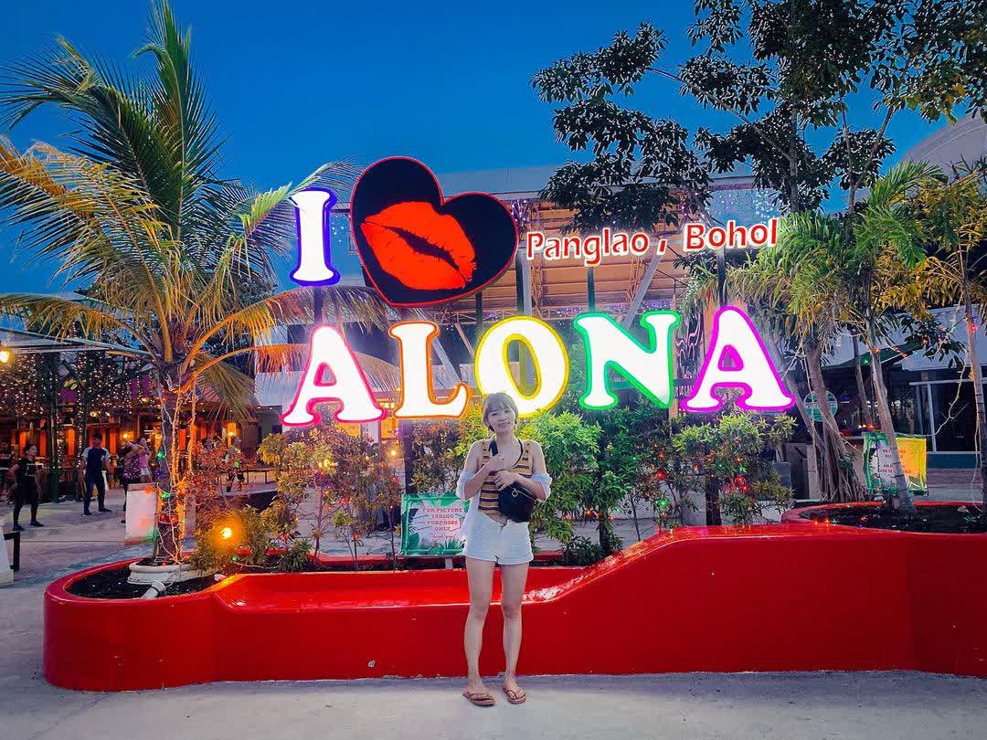 Alona Beach | 去趣 chicTrip