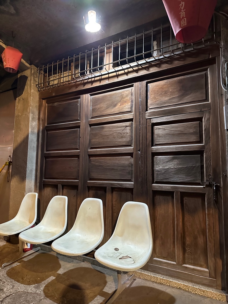 平溪老街第一家天燈店 +平溪第一家天燈專賣店 | 去趣 chicTrip