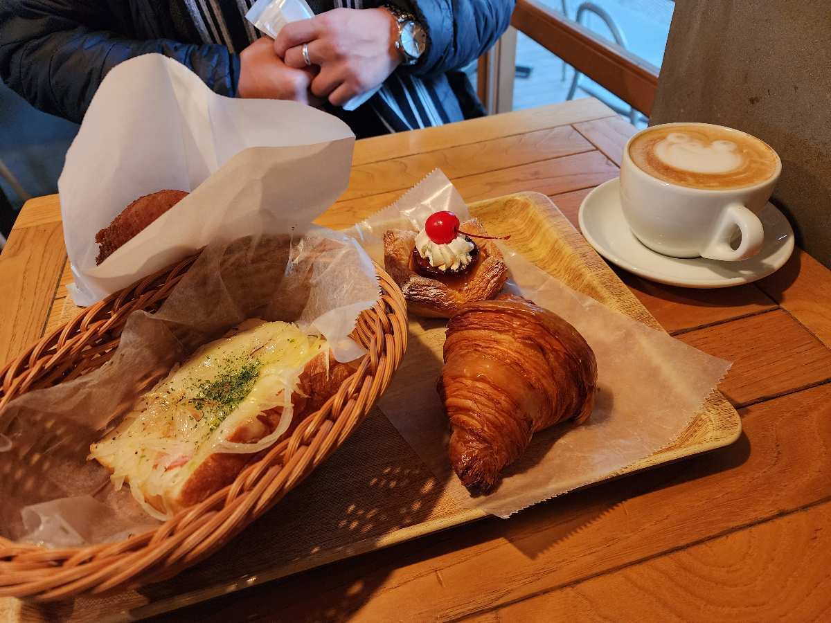 Higurashi Bakery | 去趣 chicTrip