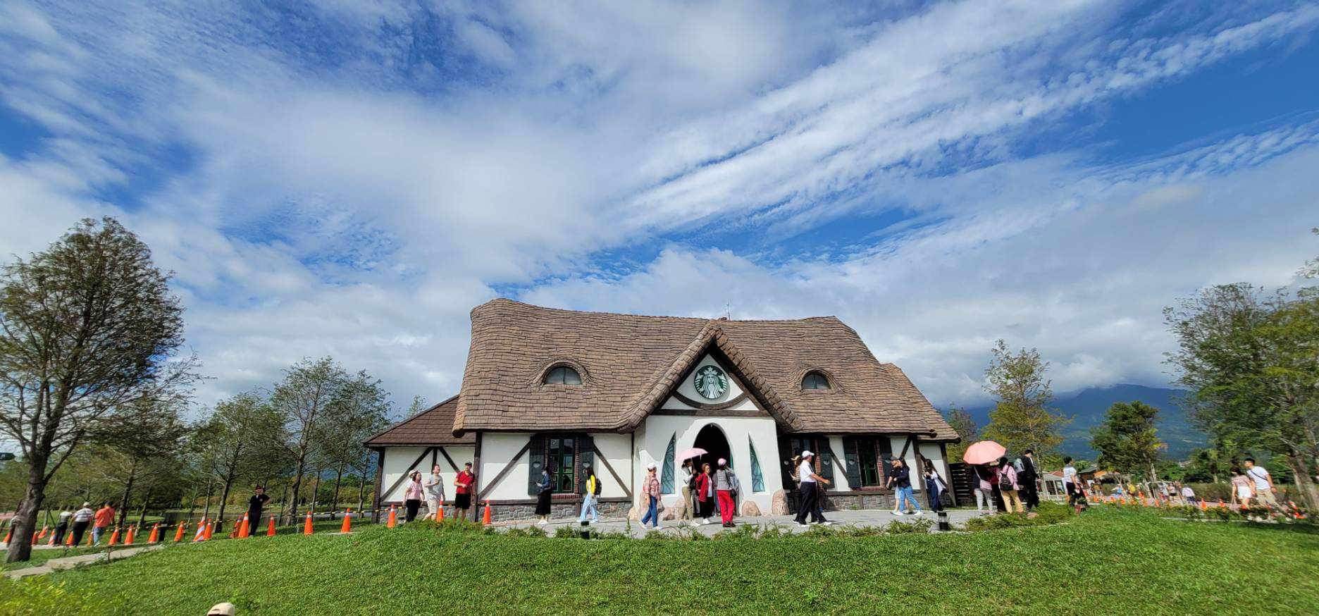 星巴克 花蓮理想門市 | 去趣 chicTrip