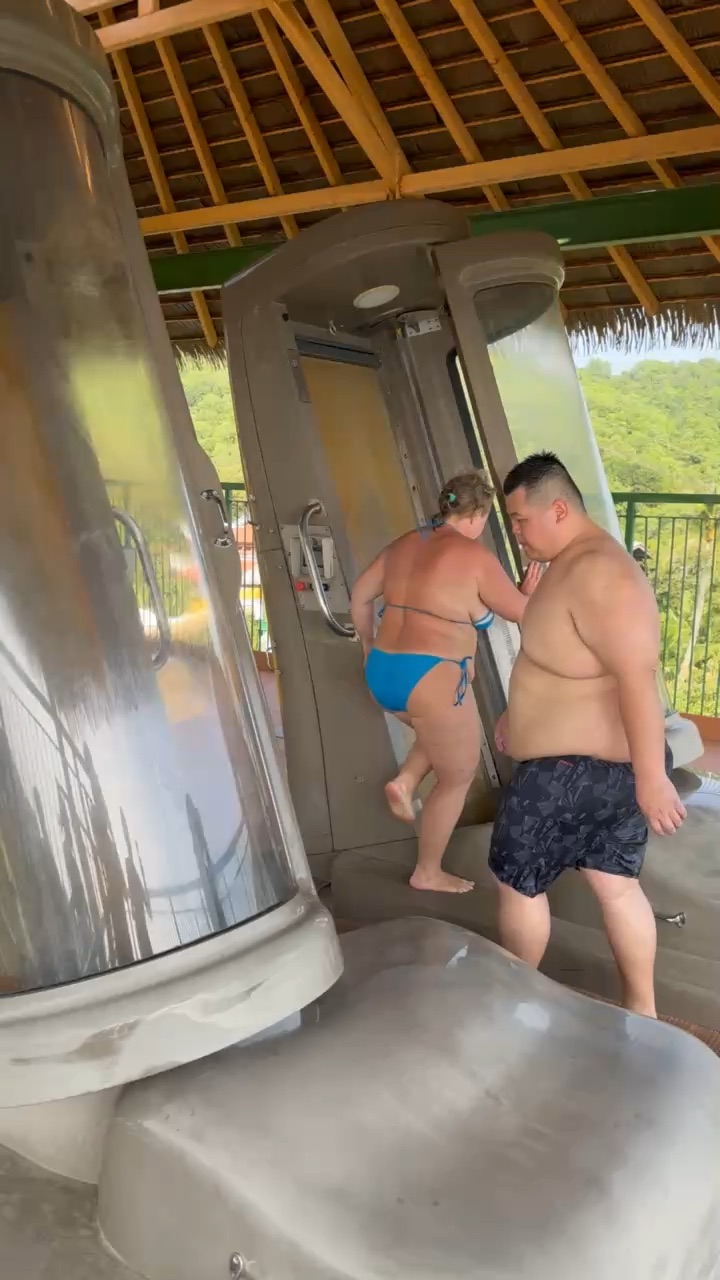 太陽世界自然公園：水上樂園 (Aquatopia Water Park) | 去趣 chicTrip
