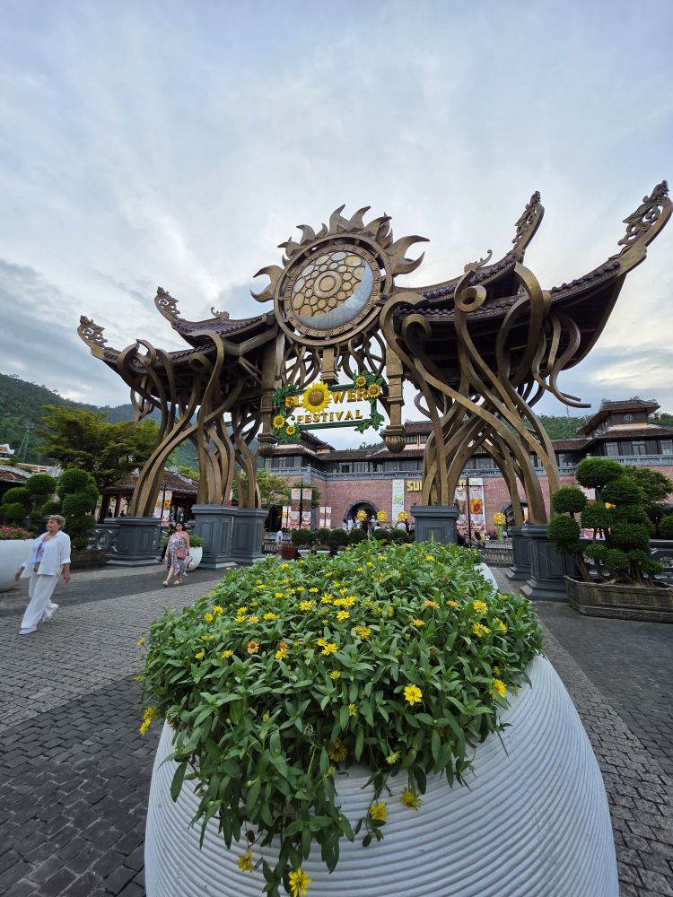 巴拿山太陽世界 | 去趣 chicTrip