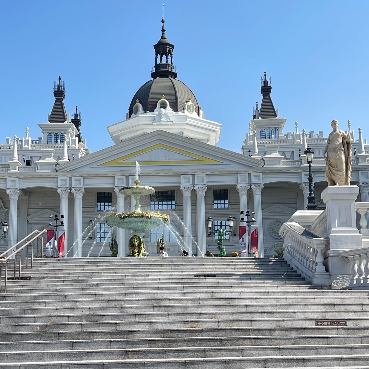 佐登妮絲城堡 | 去趣 chicTrip