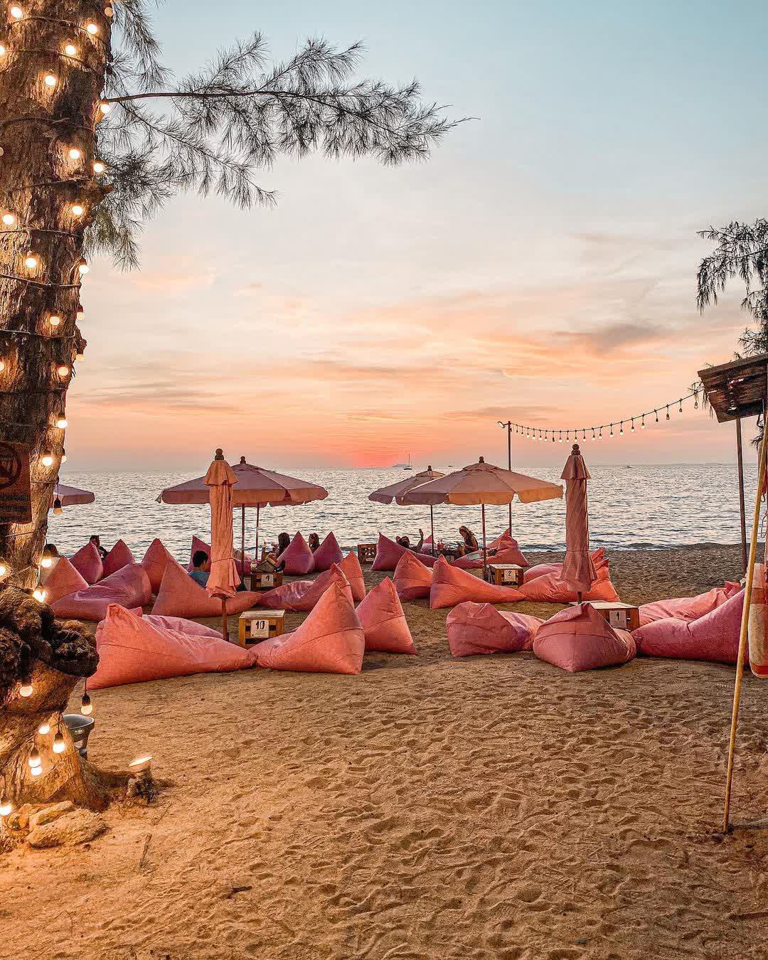 Tutu Beach 粉色沙灘海景咖啡 | 去趣 chicTrip