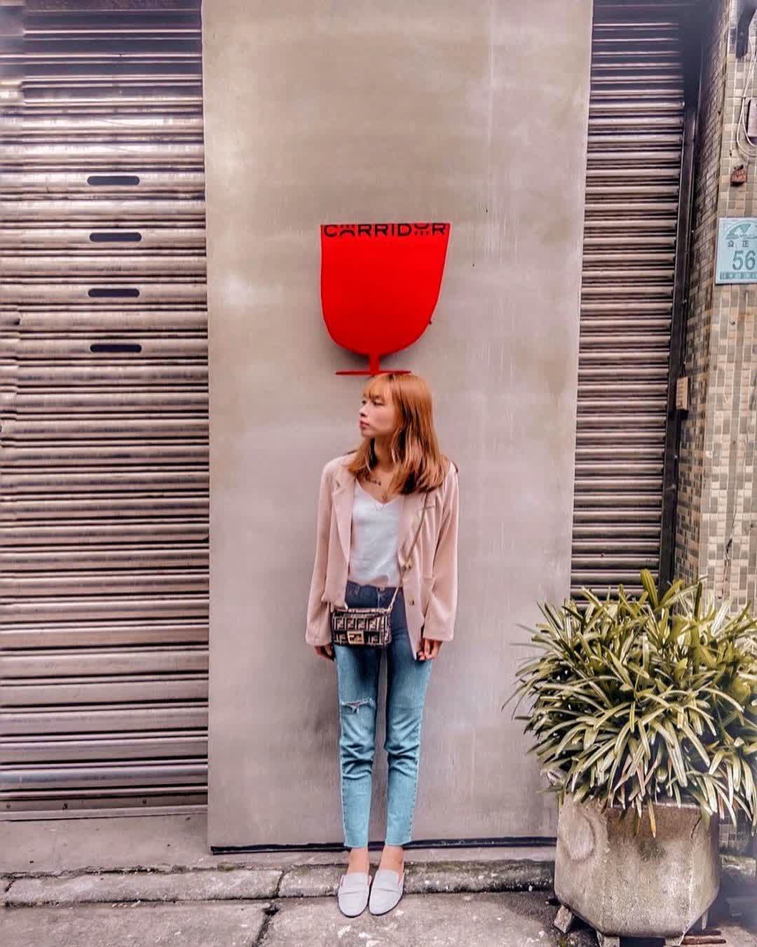 簡捷餐桌C.C Eatery