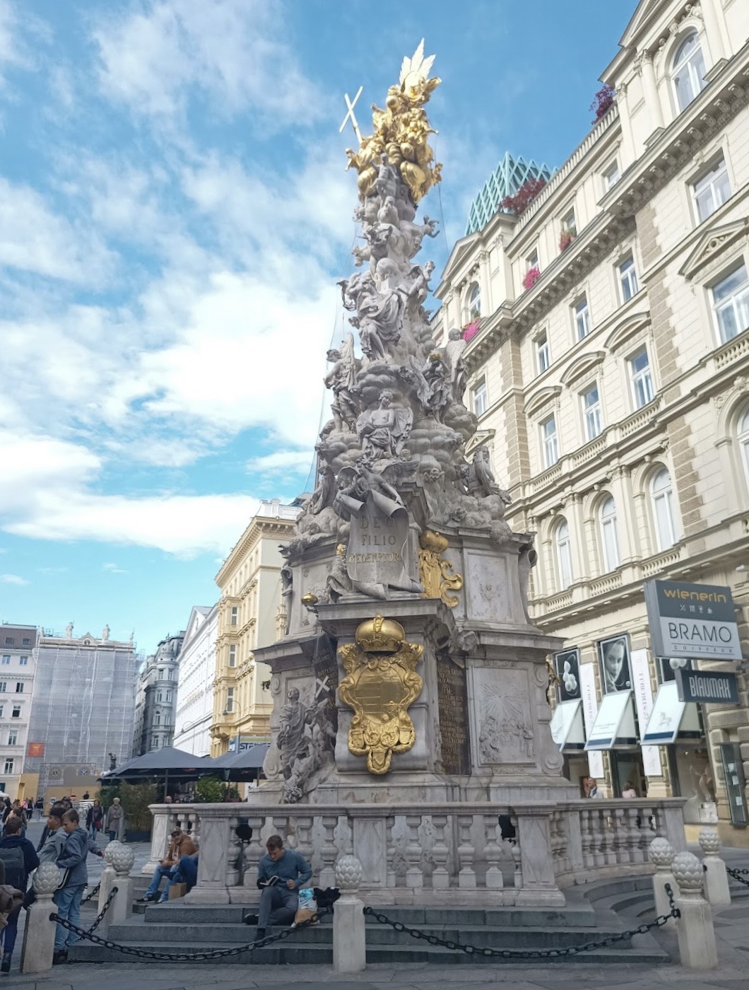 黑死病紀念柱 | 去趣 chicTrip