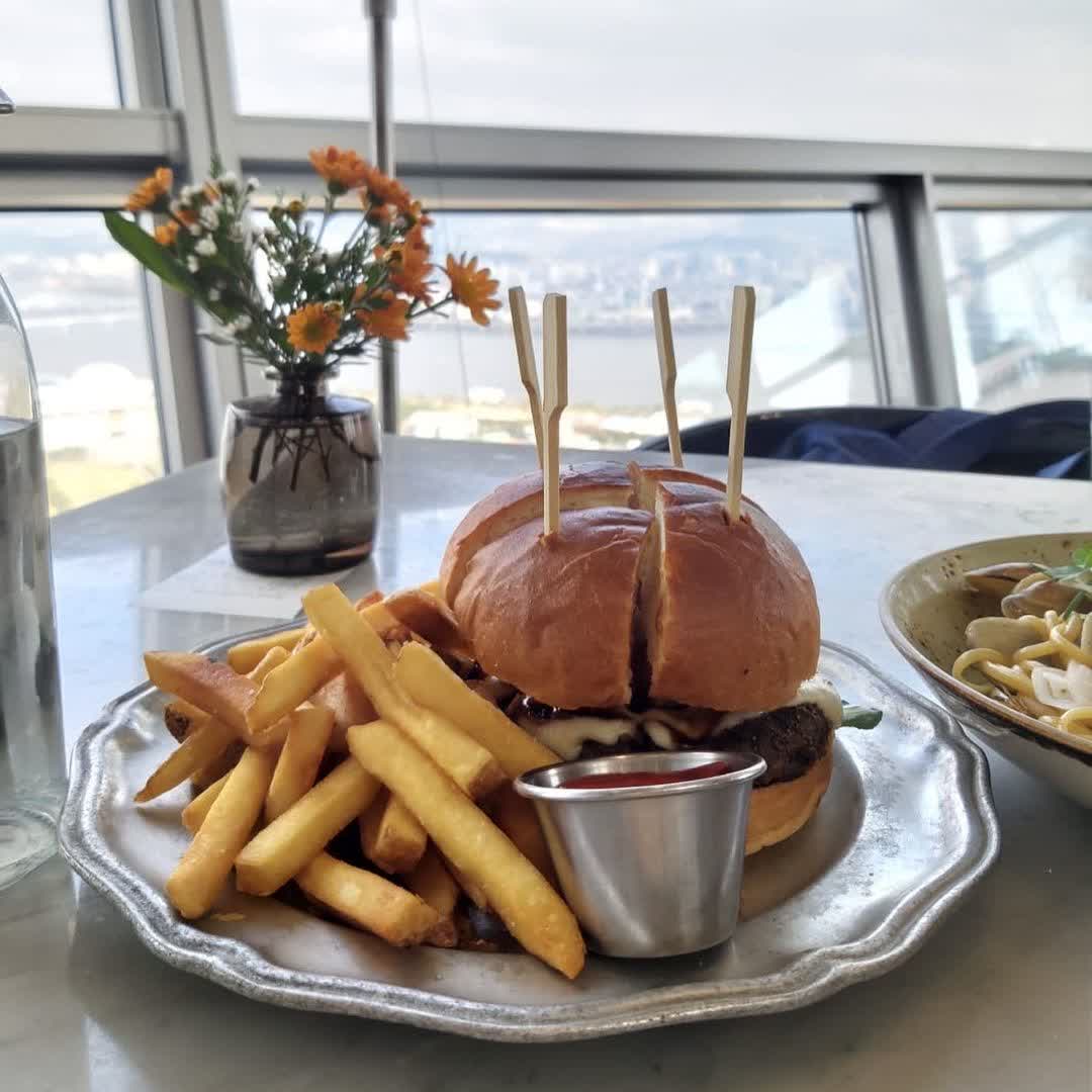 Sesangui Modeun Achim Yeouido | 去趣 chicTrip
