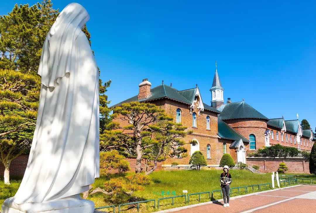 Our Lady of the Angels Trappistine Abbey | 去趣 chicTrip