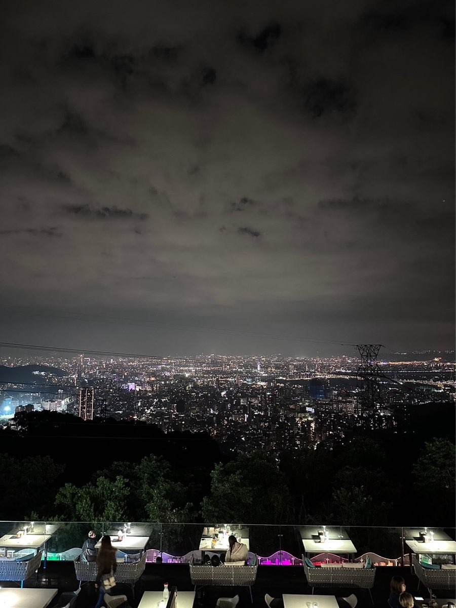 草山夜未眠景觀餐廳 | 去趣 chicTrip