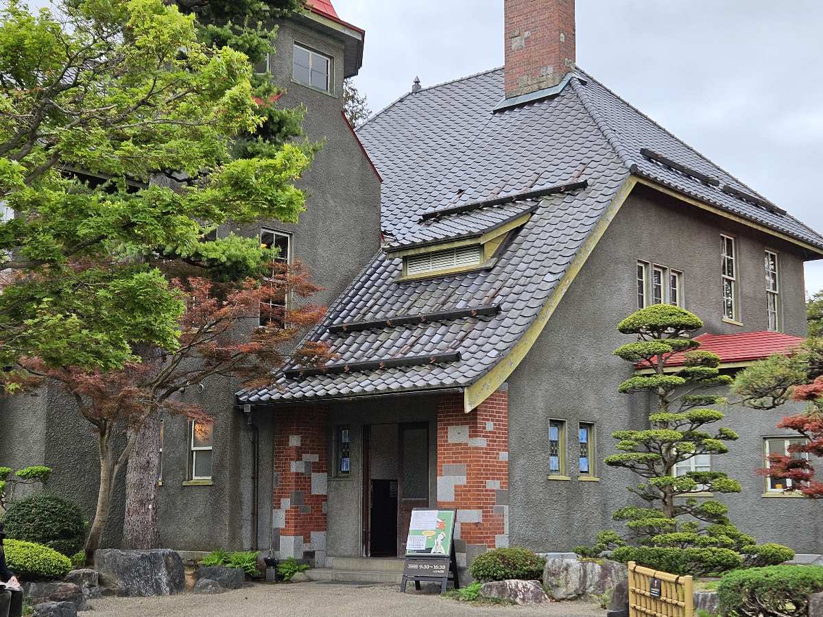 大正浪漫喫茶室 (Taishō Roman Tea Room) | 去趣 chicTrip