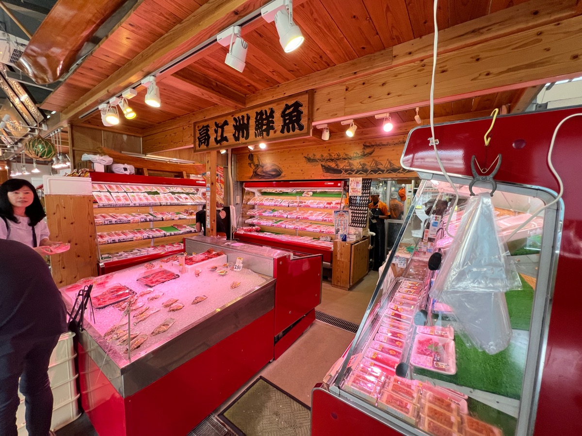 糸滿魚市場 | 去趣 chicTrip