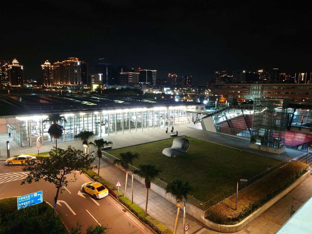 高鐵桃園站車站廣場 | 去趣 chicTrip