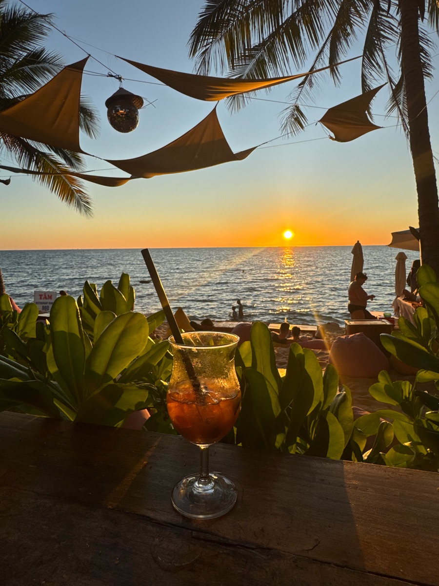AND Beach Bar | 去趣 chicTrip