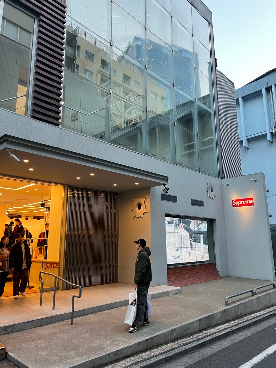 Supreme 澀谷 | 去趣 chicTrip