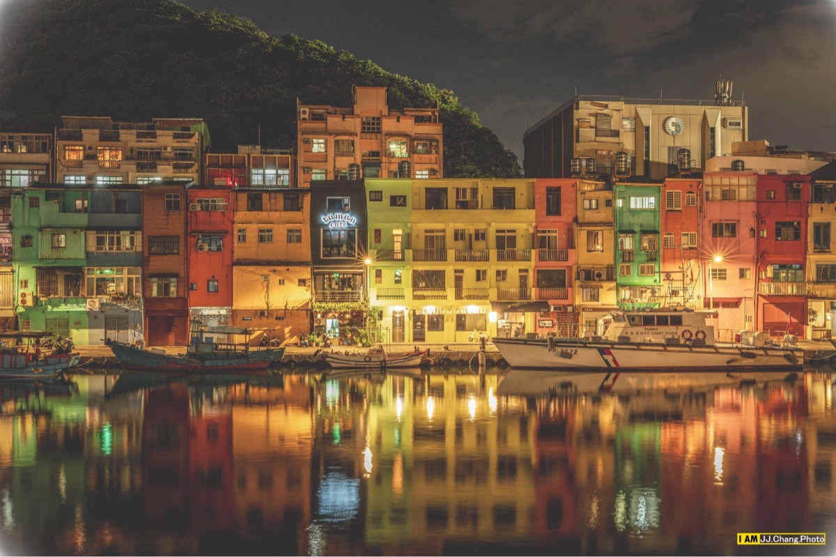 正濱漁港彩色街屋 | 去趣 chicTrip