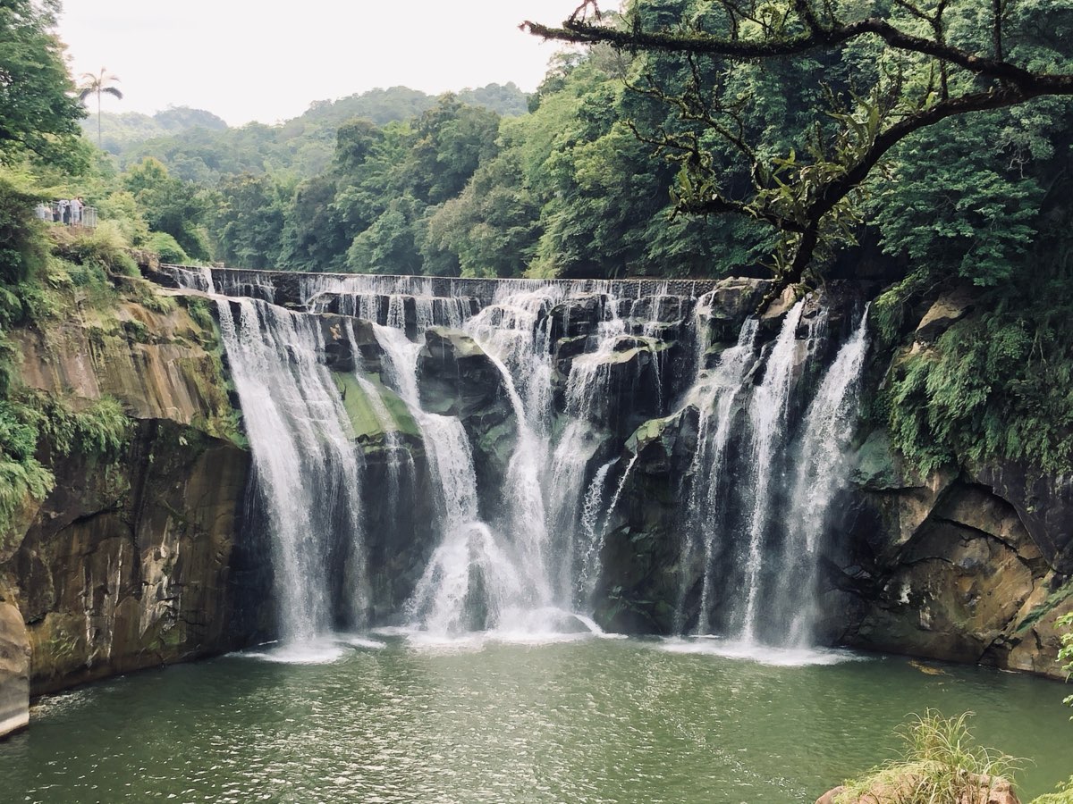 十分瀑布 | 去趣 chicTrip