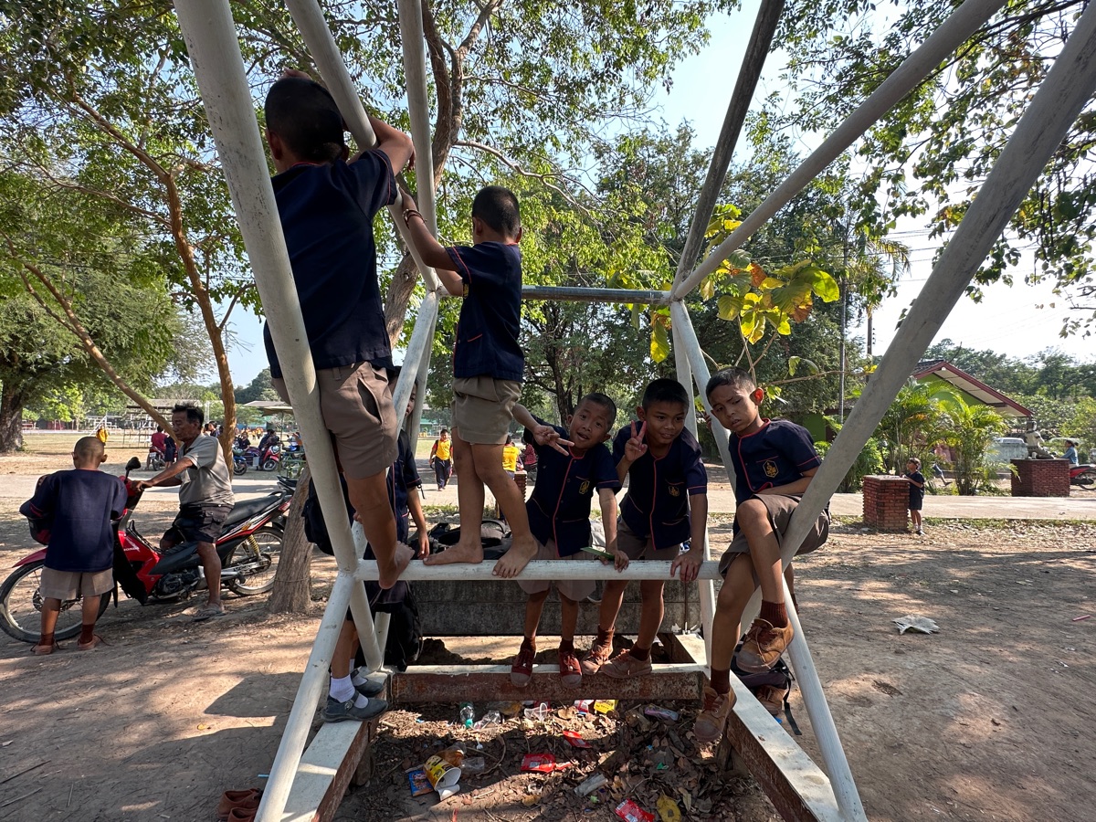 Ban Muangkao "Sri - Intratit" School | 去趣 chicTrip