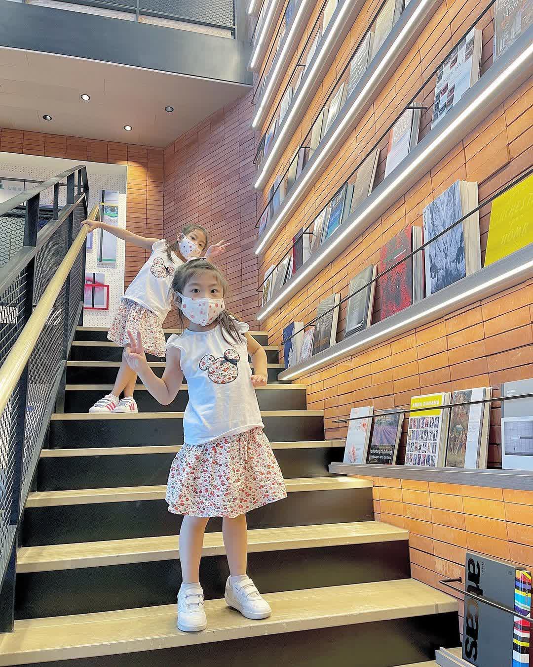 TSUTAYA BOOKSTORE 高雄大立店 | 去趣 chicTrip
