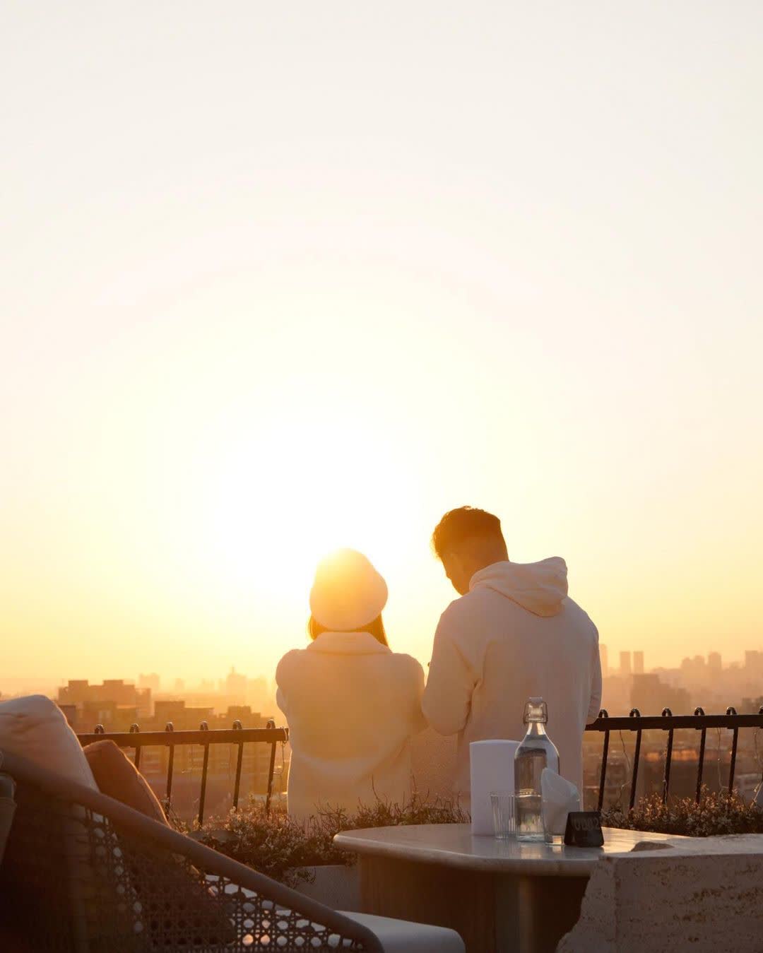 眺高 STAY WITH MOUNTAIN-台中景點 大坑景點 美食推薦 台中景觀餐廳 夜景餐廳 場地租借 慶生派對 咖啡廳 義式料理餐廳 | 去趣 chicTrip