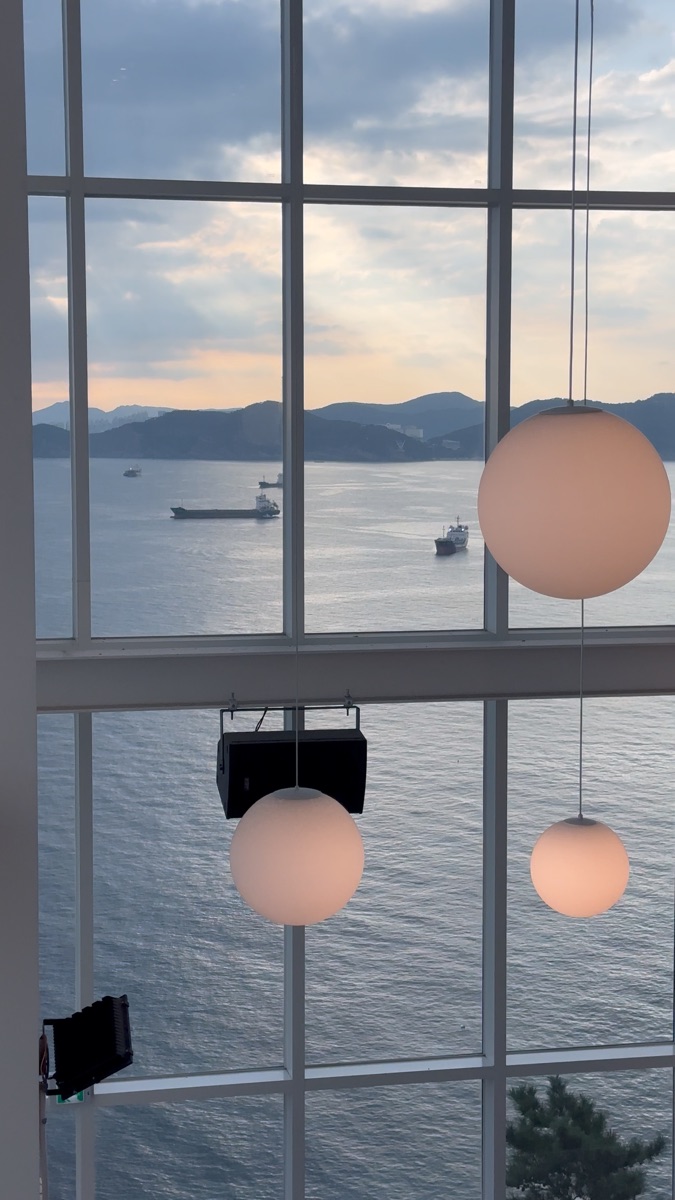 THRILL ON THE MUG! | 去趣 chicTrip