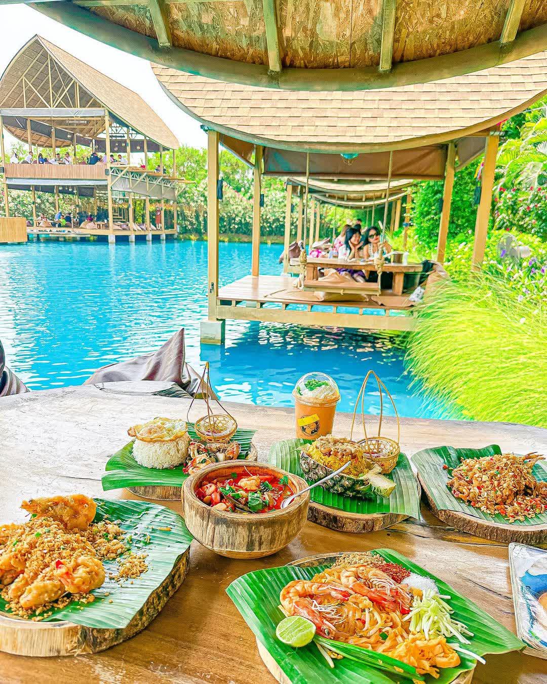 Bubble in the Forest Cafe | 去趣 chicTrip