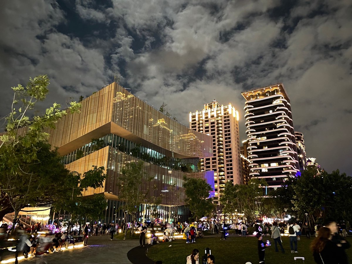 桃園市立圖書館總館 | 去趣 chicTrip