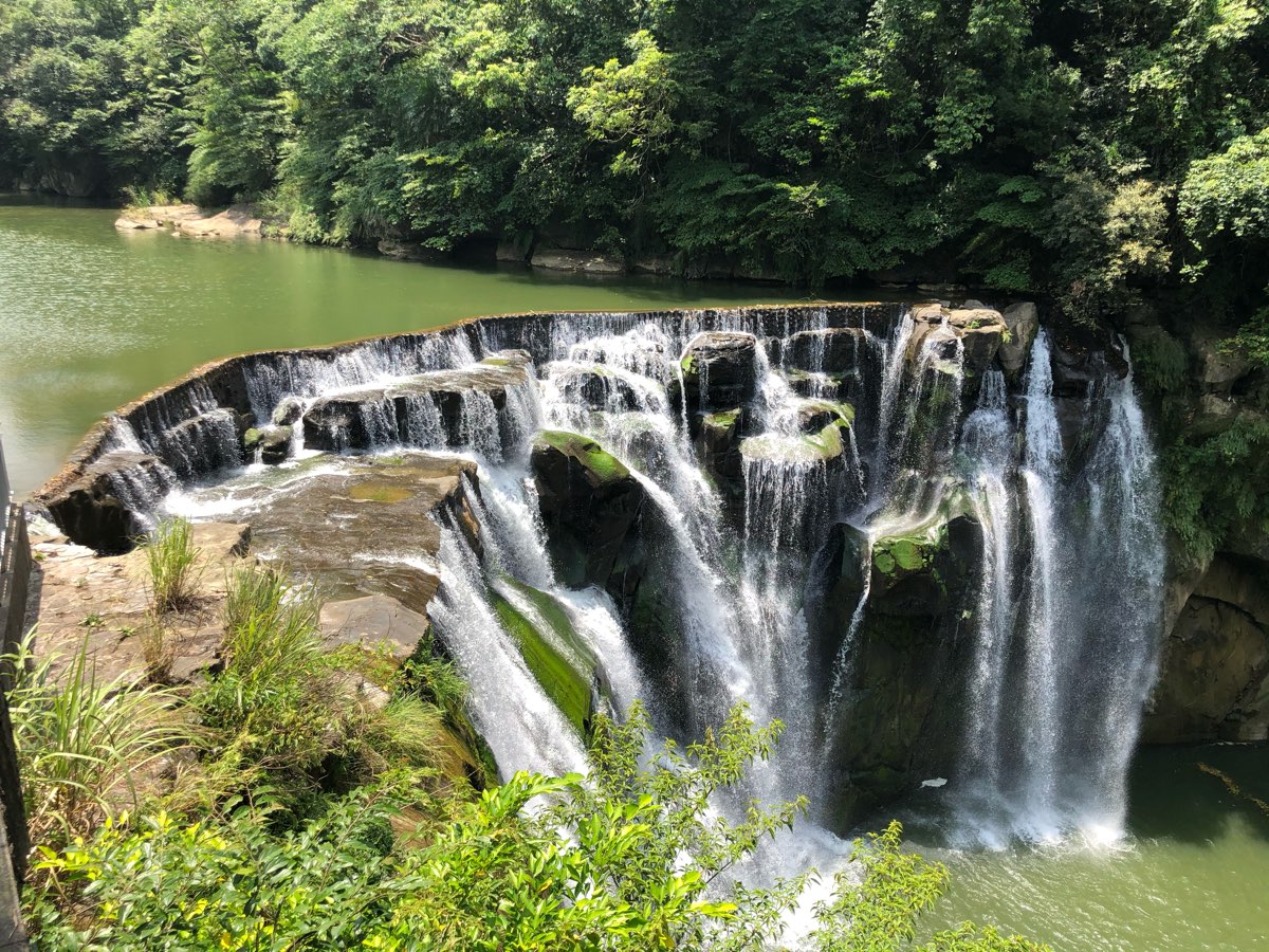 十分瀑布 | 去趣 chicTrip