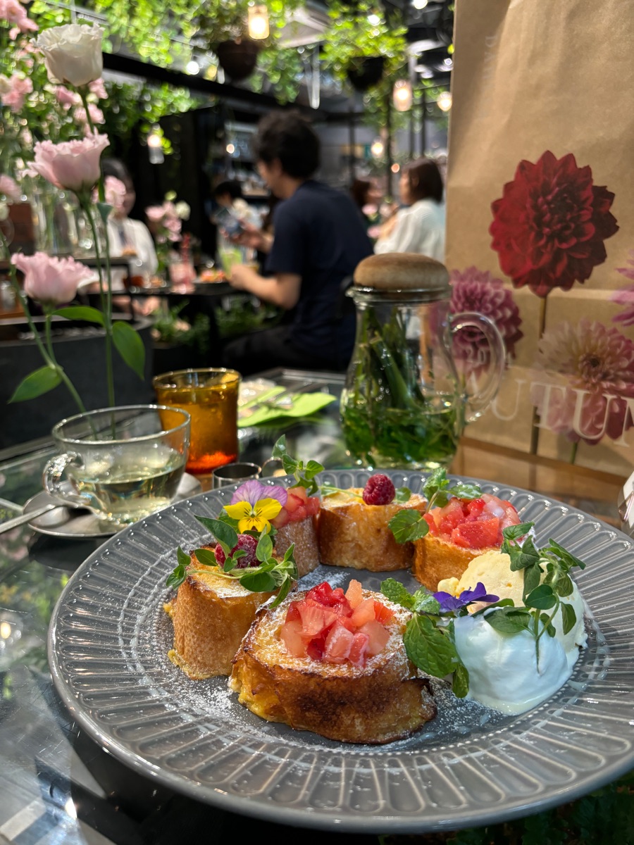 Aoyama Flower Market Green House | 去趣 chicTrip
