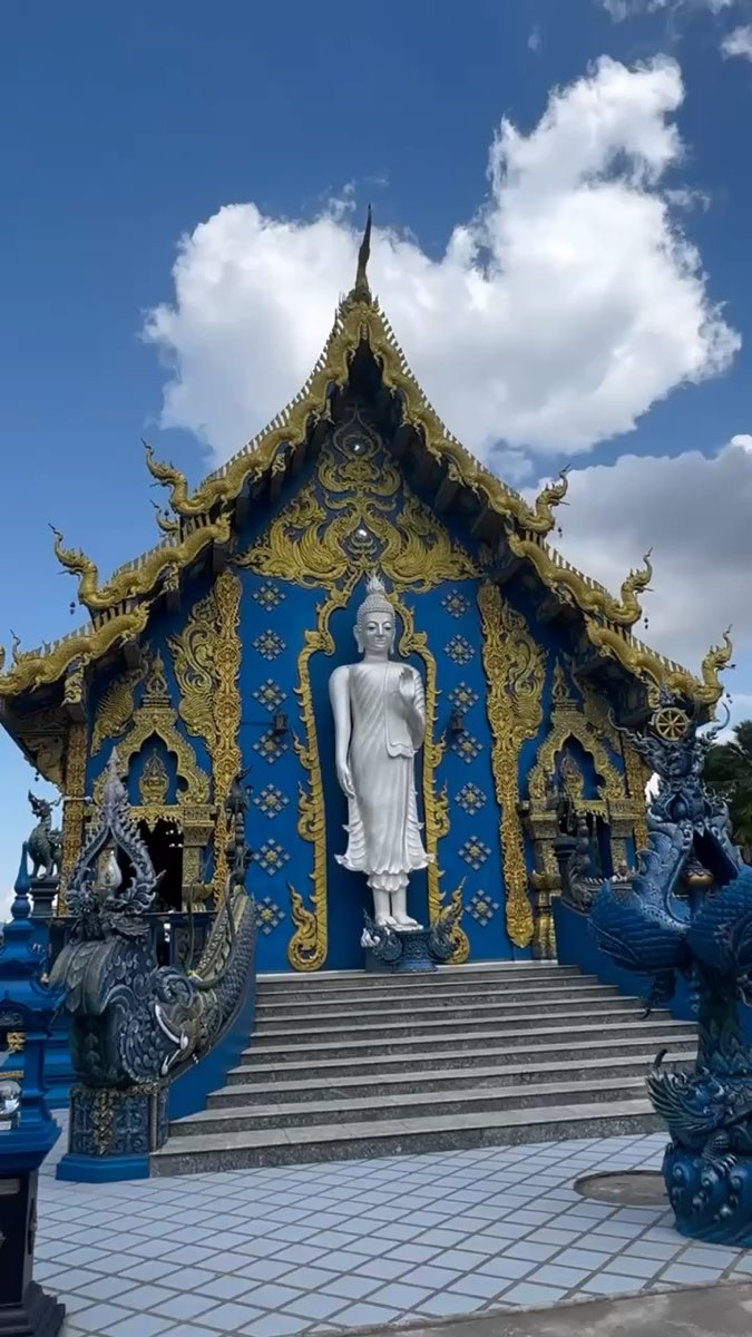 藍廟 龍蘇町寺 (Rong Suea Ten Temple) | 去趣 chicTrip