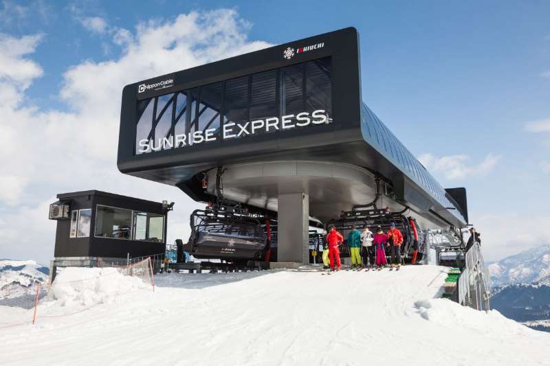 石內丸山滑雪場 / 石內陽台 (Ishiuchi Maruyama Ski Resort / The Veranda at Ishiuchi) | 去趣 chicTrip