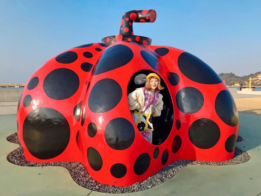 草間彌生「赤南瓜」 | 去趣 chicTrip