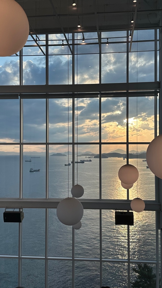 THRILL ON THE MUG! | 去趣 chicTrip