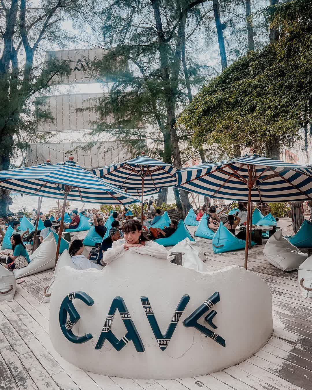 Cave Beach Club 網美海景餐廳 | 去趣 chicTrip