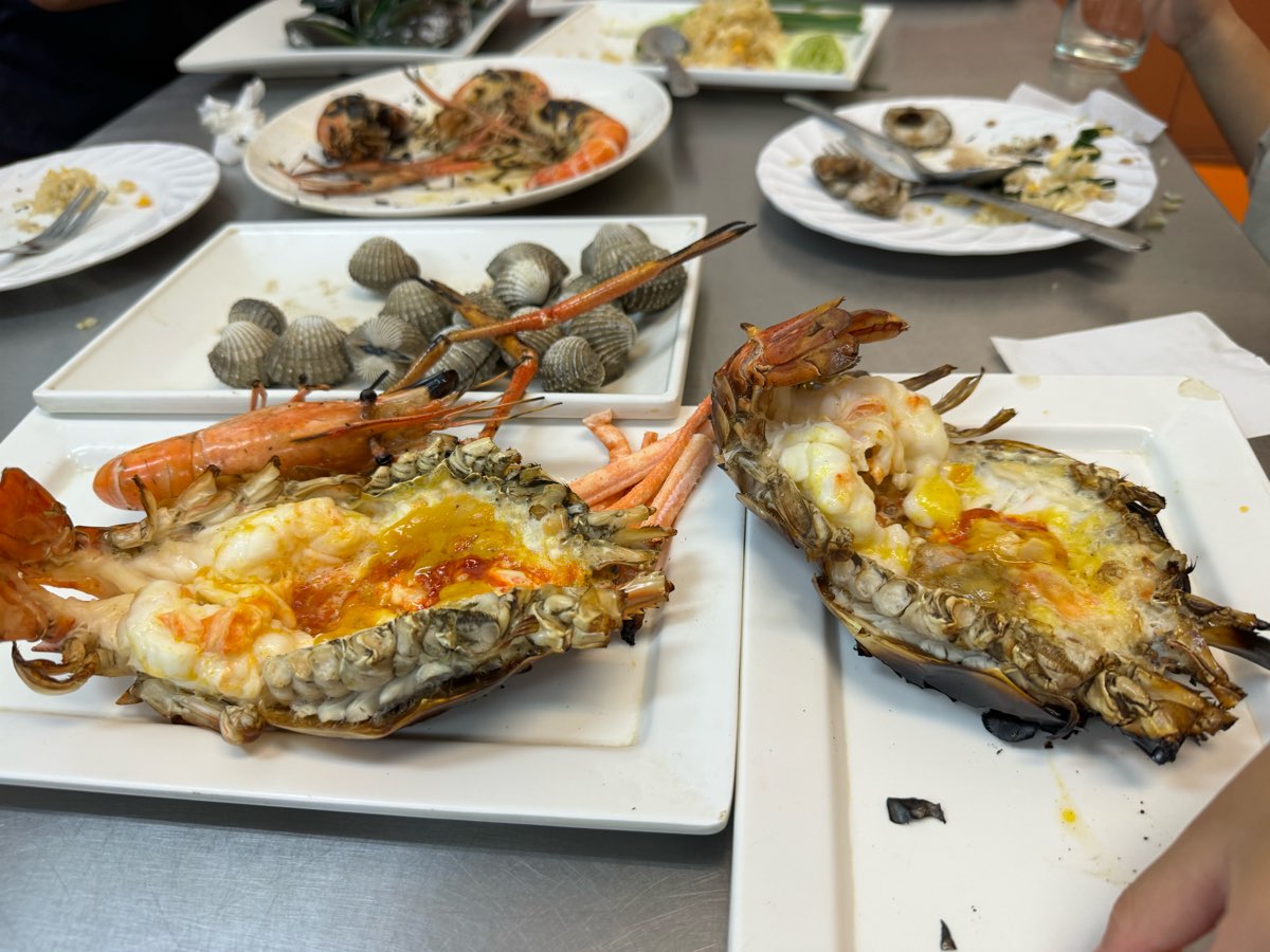 Kung Phuean Praew | 去趣 chicTrip