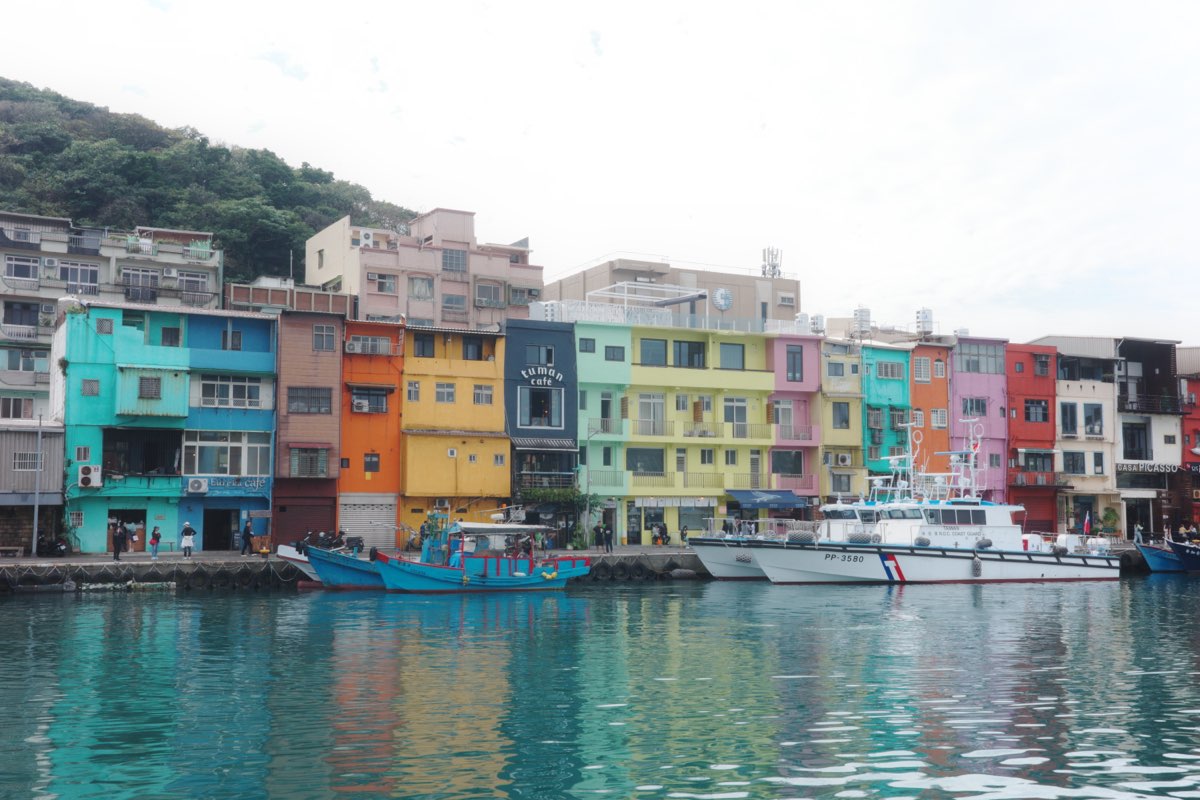 正濱漁港彩色街屋 | 去趣 chicTrip