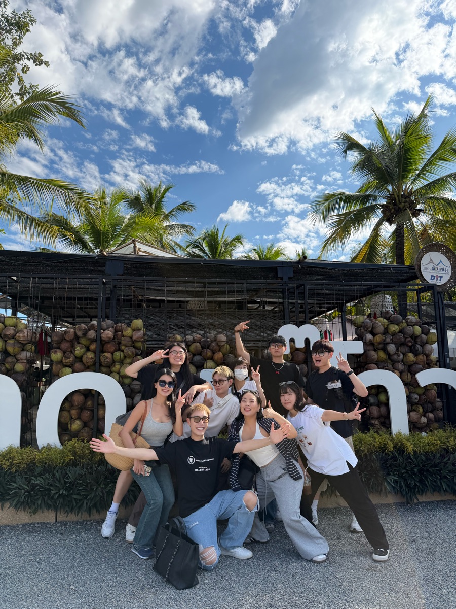 清邁椰林市集 (Coconut Market) | 去趣 chicTrip